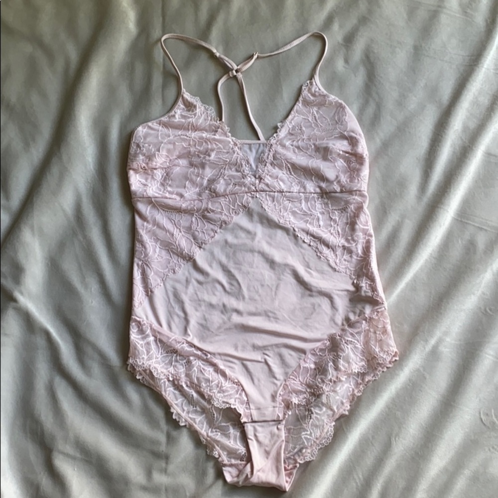 Gorgeous Baby Pink Lace Lingerie Bodysuit 🌸